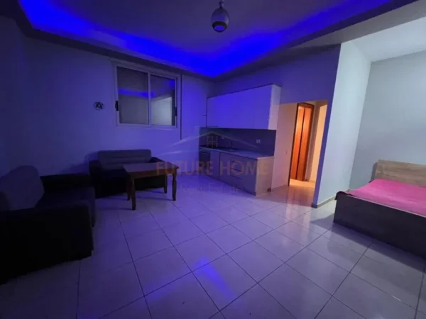 Vlore, shitet garsonier 1+1, Kati 1, 40 m² 75,000 € (Rruga "Gjergj Kastriot", Vlorë.)
