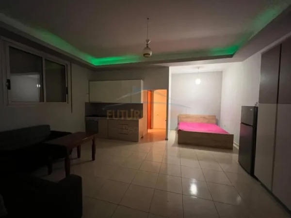 Vlore, shitet garsonier 1+1, Kati 1, 40 m² 75,000 € (Rruga "Gjergj Kastriot", Vlorë.)