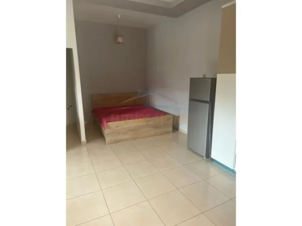 Vlore, shitet garsonier 1+1, Kati 1, 40 m² 75,000 € (Rruga "Gjergj Kastriot", Vlorë.)