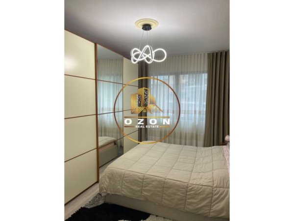 JEPET ME QERA APARTAMENT 1+1 TEK RRUGA E KOSOVAREVE 700 Euro!!