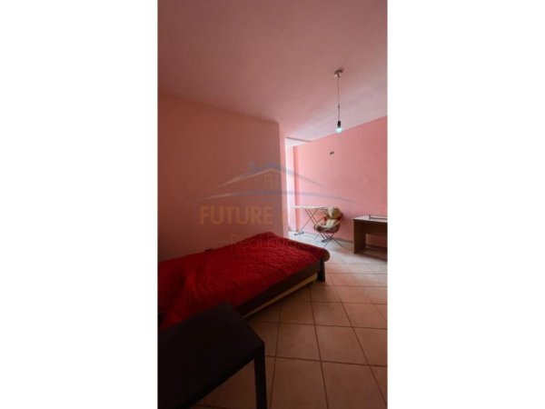 Tirane, jepet me qera 2+1+Ballkon, Kati 4, 120 m² 500 € (shefqet musaraj)