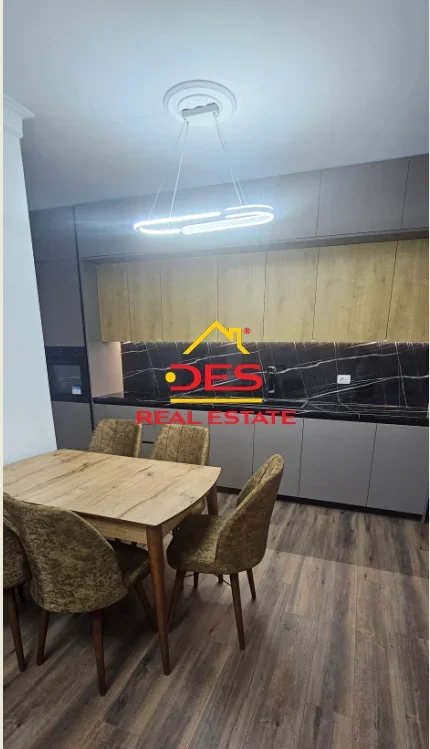 Vlore, shitet apartament 1+1, Kati 1, 80 m² 124,000 € (Dhimiter Konomi)