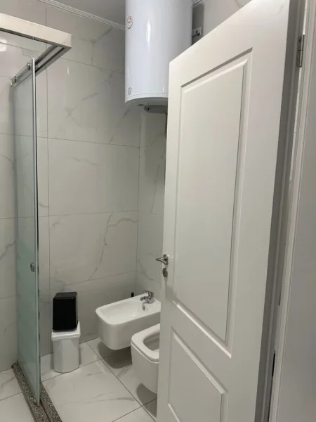 Tirane, jepet me qera apartament 1+1, Kati 5, 73 m² 400 € (Astir)