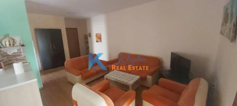 Tirane, jepet me qera apartament 2+1+Ballkon, Kati 5, 95 m² 450 € (Astir, afer Bar 2 Palmat)
