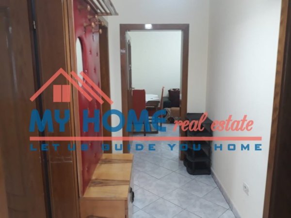 Tirane, jepet me qera apartament 2+1+Aneks+Ballkon, Kati 5, 85 m² 430 € (Restorant Durresi)