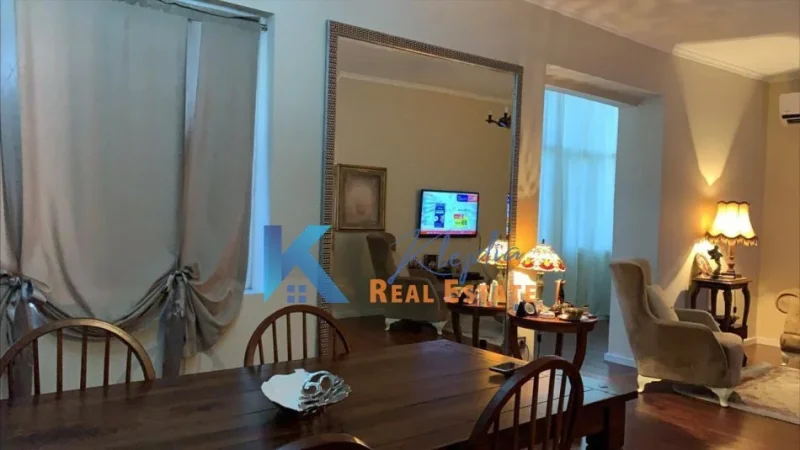 Tirane, shitet apartament 3+1+Ballkon, Kati 3, 105 m² 248000 € (Rruga e Elbasanit, pas Ambasades Amerikane)
