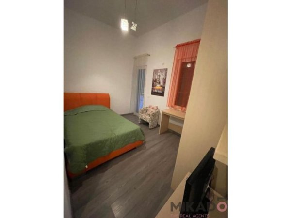 shitet 1 Katshe, , 382 m² 440,000 €