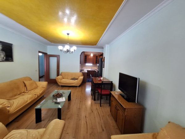 Tirane, jepet me qera apartament 2+1, Kati 2, 100 m² (Don Bosko)
