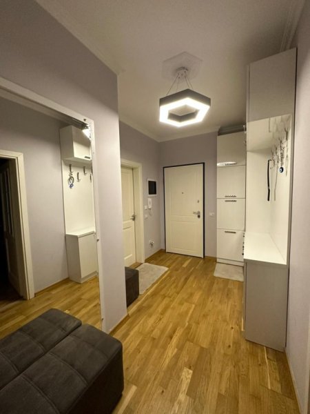 Tirane, jepet me qera apartament 2+1 Kati 4, 105 m² 700 Euro (Astir)