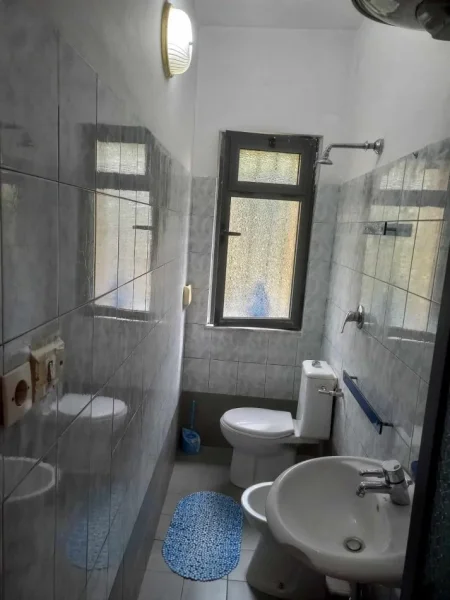 Ambasada Turke, jap me qera Vile 3+1, Kati 1, 100 m² 420 €