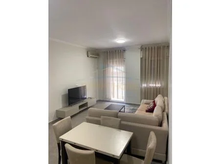 Tirane, jepet me qera apartament 1+1, Kati 3, 70 m² 550 € (Rruga Bilal Sina, Liqeni)