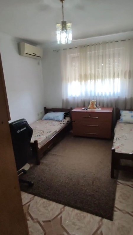 Tirane, shitet apartament 2+1+Ballkon, Kati 5, 75 m² 117,000 € (MATERNITETI I RI)