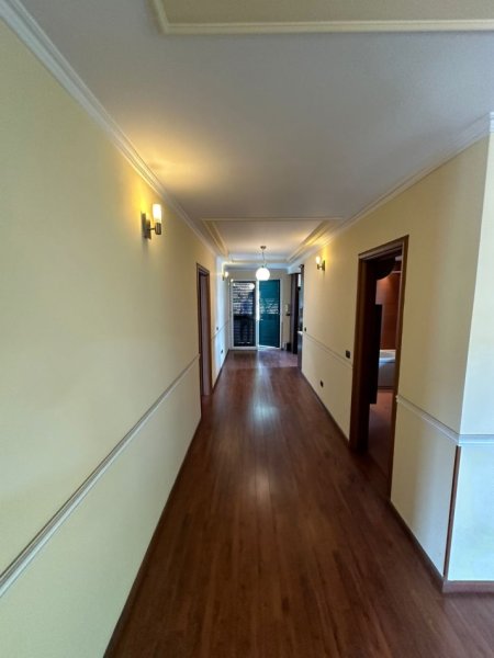 Tirane, shitet Vile 3 Katshe, Kati 3, 410 m² 650,000 € (Selite)