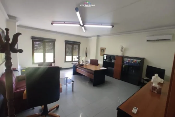 Tirane, jepet me qera zyre , Kati 3, 100 m² 800 € (rruga e elbasanit)