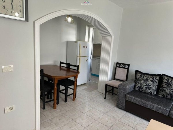 Tirane, jepet me qera apartament 2+1, Kati 4, 85 m² 400 € (oxhaku)