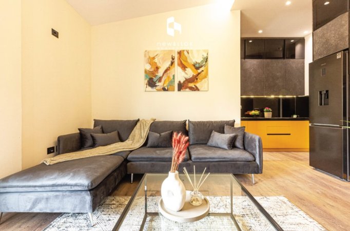 Tirane, shes apartament 1+1, , 74 m² 133,000 € (afër K. BOTANIK)