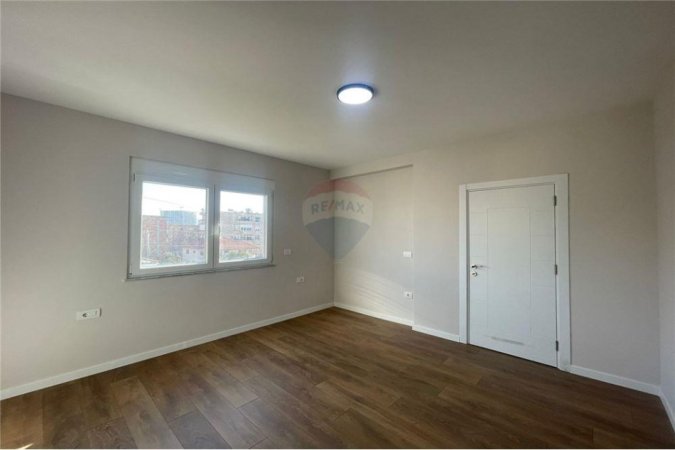 Tirane, shitet apartament 1+1, Kati 3, 60 m² 90,000 € (Shkolla Qazim Turdiu - Don Bosko)