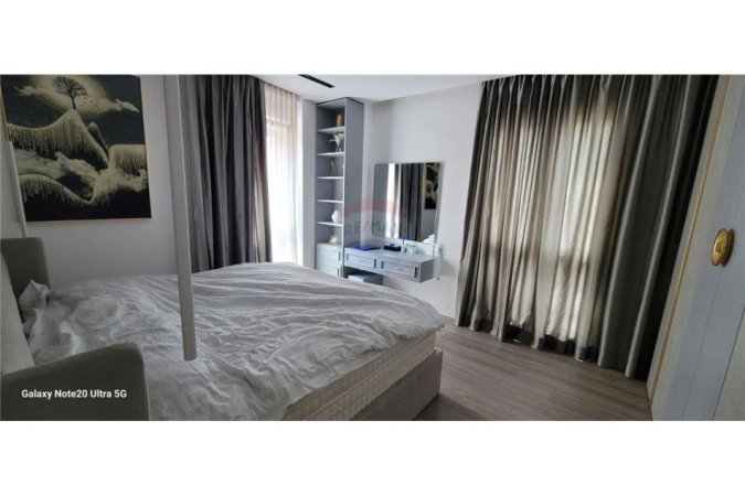 Tirane, jepet me qera apartament 1+1, Kati 3, 63 m² 700 € (Myslym Shyri - Tregu Cam)