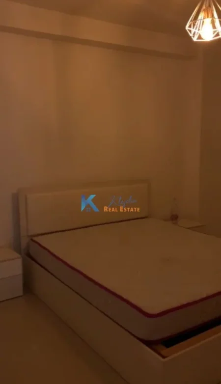 Tirane, jap me qera apartament 2+1+Ballkon, Kati 1, 94 m² 400 € (Shkoze)