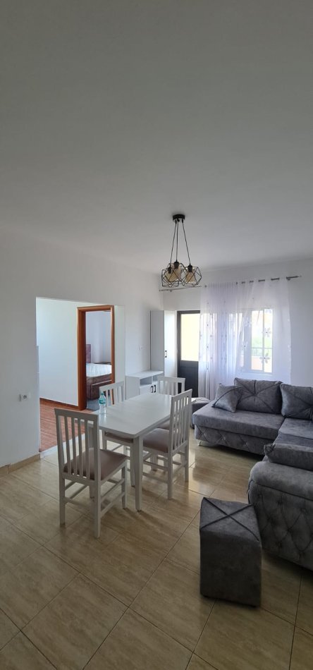 Tirane, jepet me qera apartament 1+1+Aneks+Ballkon, , 400 € (Rruga Endri Keko 3, prane pasticeri Titos.