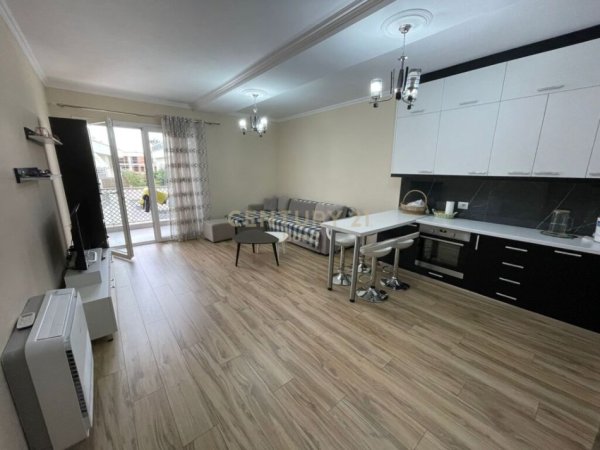 Tirane, shitet apartament 2+1, Kati 7, 97 m² 239,000 € (Komuna parisit)