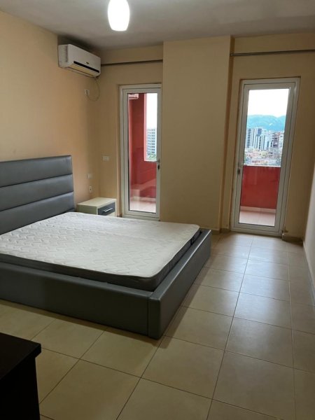 Tirane, shes apartament 2+1+Ballkon, Kati 5, 103 m² 115,000 € (3 deshmoret)