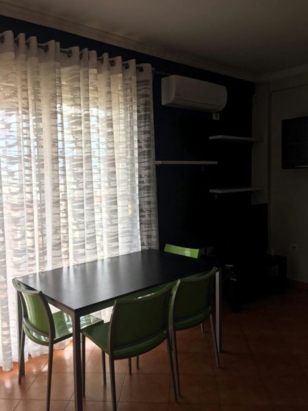 Tirane, jepet me qera apartament 2+1, Kati 5, 120 m² 500 € (kodra diellit)