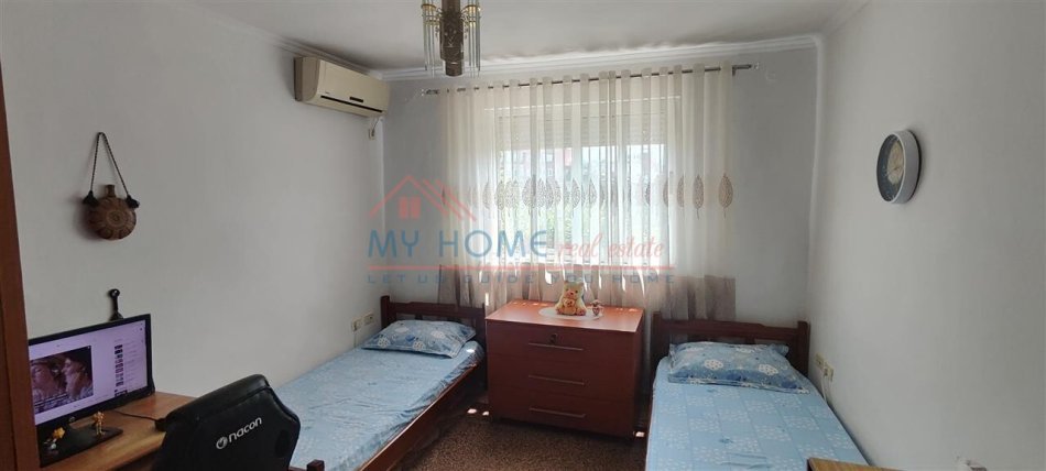 Tirane, shitet apartament 2+1+Aneks+Ballkon, Kati 5, 71 m² 117,000 € (Brryli)