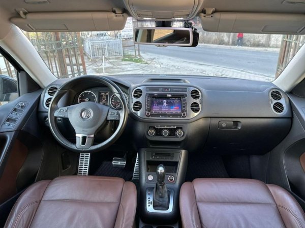 Tirane, shes SUV | Fuoristrad | Xhip VOLKSWAGEN TIGUAN 2.0 TDI HIGHLINE 4MOTION LED EXECUTIVE , Nafte, e zeze, automatik, Klima, 160000 km, 11,700 €