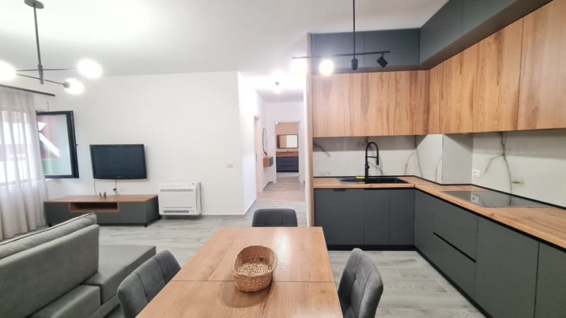 Tirane, jap me qera apartament 2+1, Kati 3, 110 m² 700 € (Kodra e Diellit)