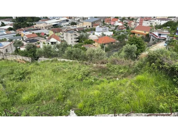 Tirane, shitet toke , , 400 m² 80,000 € (koder selite)
