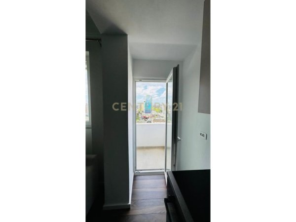 Tirane, jepet me qera apartament 2+1, Kati 6, 92 m² 800 € (rruga e durresit)