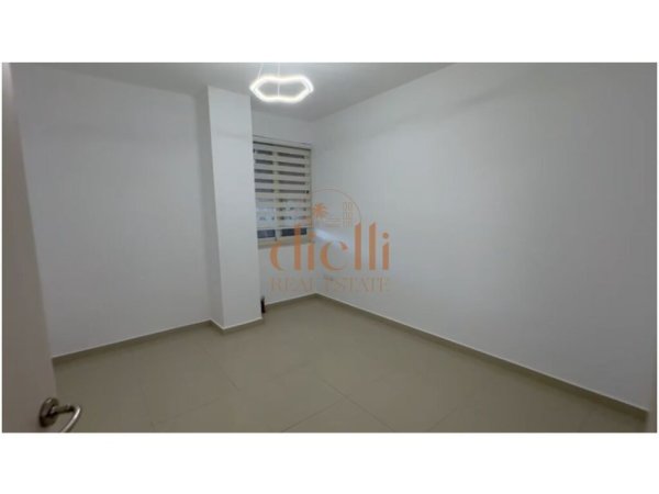 Tirane, shitet apartament 2+1+Aneks+Ballkon, Kati 2, 99 m² 125,000 € 