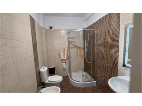 Tirane, shitet apartament 2+1+Aneks+Ballkon, Kati 2, 99 m² 125,000 € 