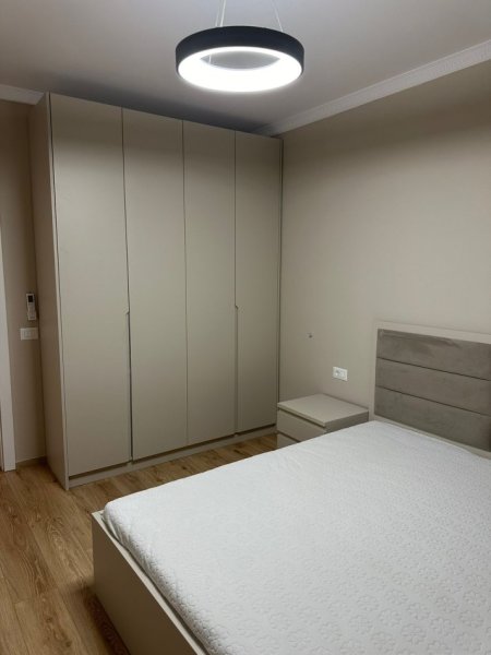 Tirane, jepet me qera apartament 1+1+Ballkon, Kati 4, 70 m² 400 € (Astir / Vila L)