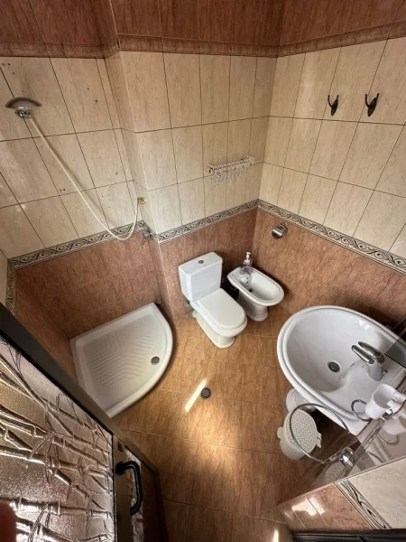 Tirane, jepet me qera apartament 1+1, Kati 5, 60 m² 550 € (myslym shyri)