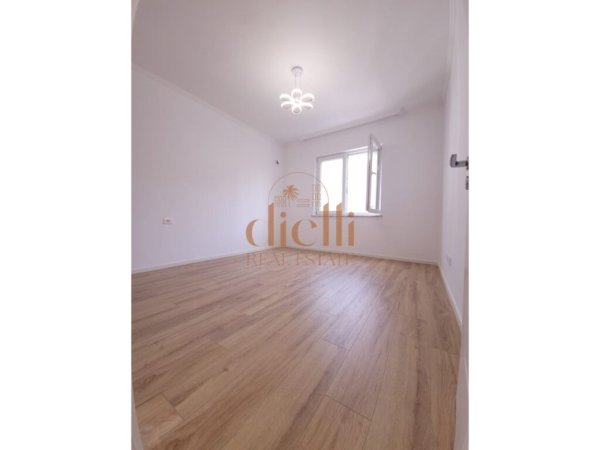 Tirane, shitet apartament 2+1, Kati 7, 95 m² 210,000 € 