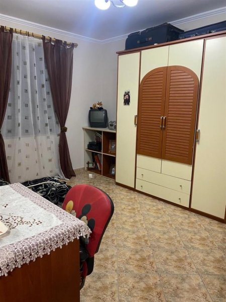 Tirane, jepet me qera apartament 3+1, , 80 m² 600 € (MIINE PEZA)