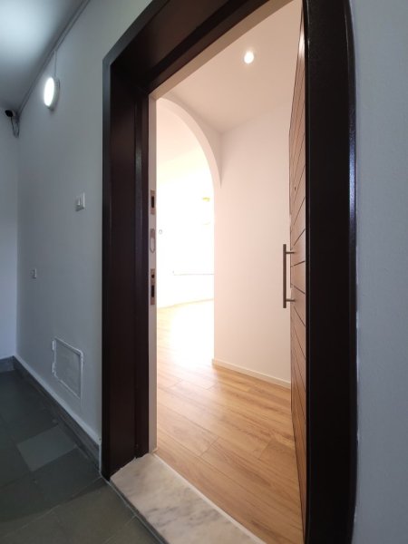 Tirane, shitet apartament 1+1, Kati 6, 57 m² 120,000 € (zogu i zi)