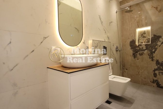 Tirane, shitet apartament 2+1+Ballkon, Kati 7, 95 m² 210,000 € (Zogu zi)