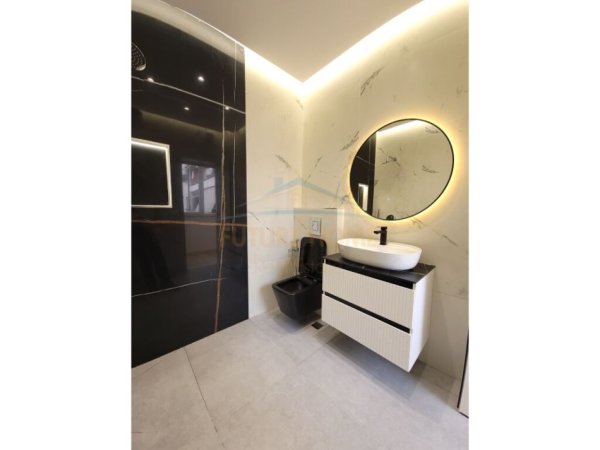 Tirane, shitet apartament 1+1, Kati 7, 50 m² 120,000 € (Zogu i Zi)