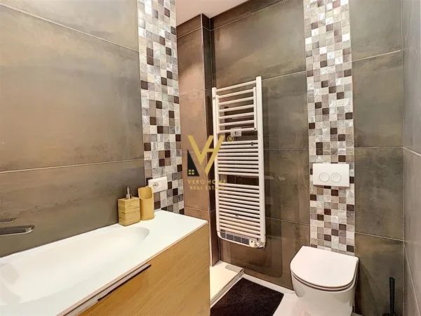 Kavaje, shitet apartament 1+1+Ballkon, Kati 6, 53 m² 145,000 € (KAVAJE)