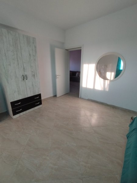 Fier, jepet me qera apartament+verande | Penthouse 2+1+Ballkon, Kati 9, 160 m² 250 € 