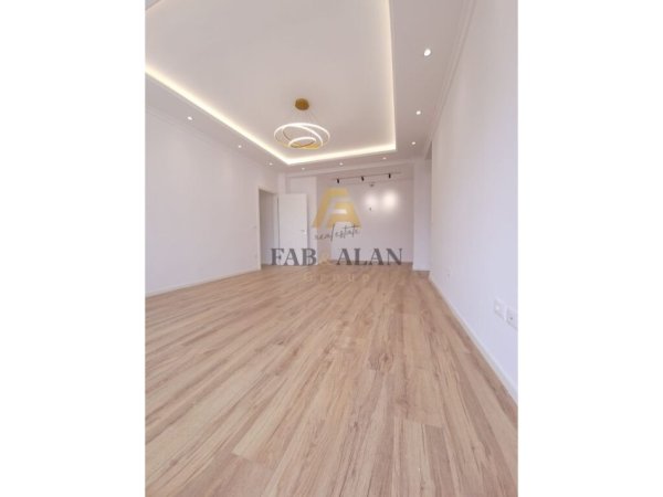 Tirane, shitet apartament 2+1, Kati 7, 95 m² 210,000 € (Zogu i Zi)