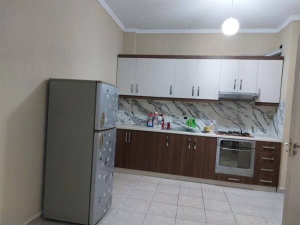 Tirane, jepet me qera apartament 2+1, Kati 8, 71 m² 450 € (astir)