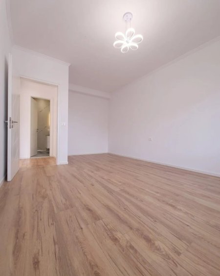 Tirane, shitet apartament 2+1, , 95 m² 210,000 € (Zogu i Zi)