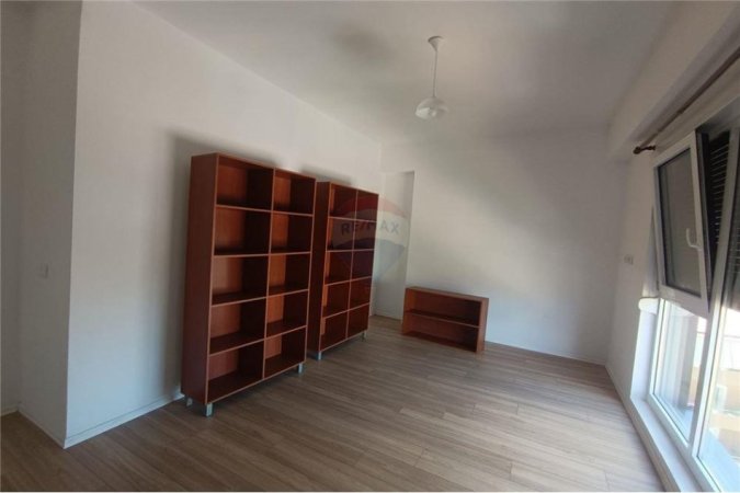 Tirane, jepet me qera apartament 2+1, Kati 5, 107 m² 400 € (Jordan Misja - Don Bosko)