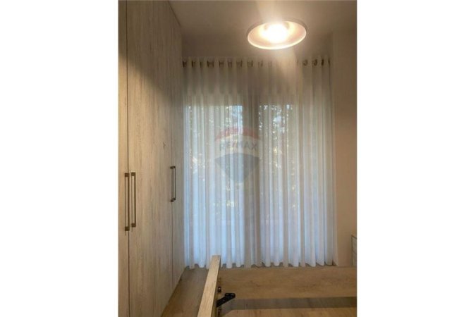 Tirane, jepet me qera apartament 1+1, , 60 m² 500 € (Farmacia 10 - Rruga e Dibrës)