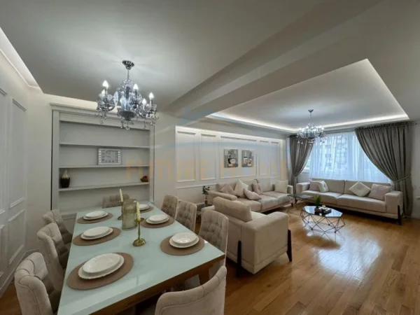 Tirane, jepet me qera apartament 3+1, Kati 5, 163 m² 2,000 € (Rrugs e Elbasanit)