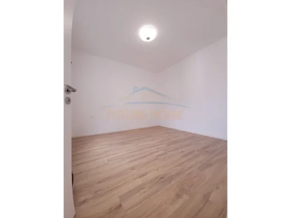 Tirane, shitet apartament 1+1, Kati 7, 58 m² 120000 € (ZOGU I ZI)